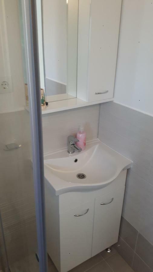 Apartman Zora 特罗吉尔 外观 照片