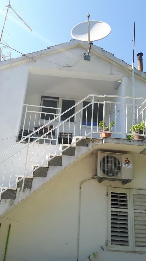 Apartman Zora 特罗吉尔 外观 照片